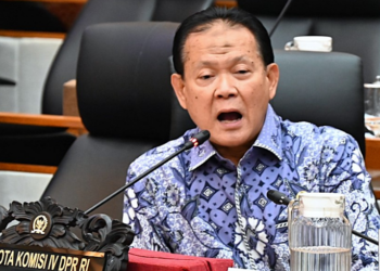 Ilegal Fishing Masih Marak, DPR Minta Tindakan Tegas 5 Ilegal Fishing Masih Marak, DPR Minta Tindakan Tegas