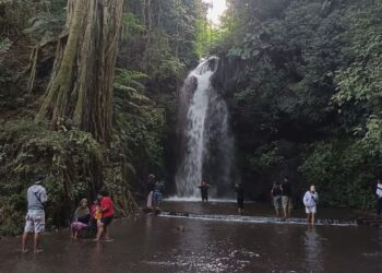 Sensasi Curug Putri Tempat Pemandian Bidadari Dari Kayangan 3 Sensasi Curug Putri Tempat Pemandian Bidadari Dari Kayangan