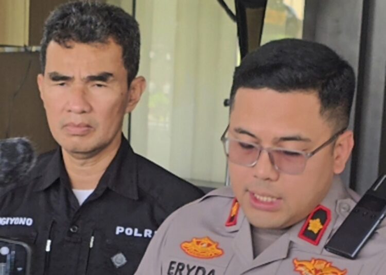 Ibu Paruh Baya Jadi Korban Jambret Selepas Keluar dari ATM 1 Ibu Paruh Baya Jadi Korban Jambret Selepas Keluar dari ATM