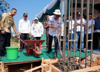 Bangun RSUD Bedas Cimenyan, KDS: Kualitas Harus Diutamakan 2 Bangun RSUD Bedas Cimenyan, KDS: Kualitas Harus Diutamakan