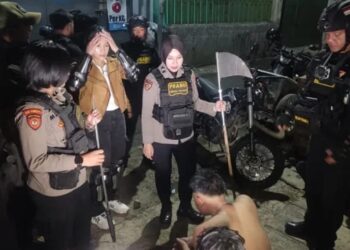 Hendak Tawuran di Jalan Terusan Suryani, Polisi Amankan 4 Remaja Berikut Senjata Tajam 2 Hendak Tawuran di Jalan Terusan Suryani, Polisi Amankan 4 Remaja Berikut Senjata Tajam